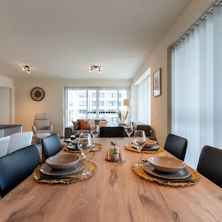 The Waves With Parking By Interhome Lägenhet