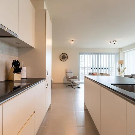 Appartement The Waves With Parking By Interhome