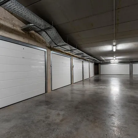 The Waves With Parking By Interhome Appartement Ostende